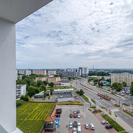 Lily - Close To Centre And Airport